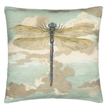 Coussin Dragonfly Over Clouds Sky Blue