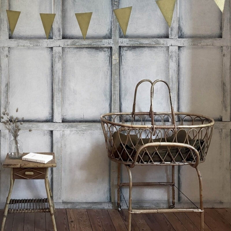 Old White Wooden Panel Les Dominotiers