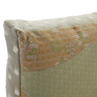 Sakura Hanatsugi Cushion