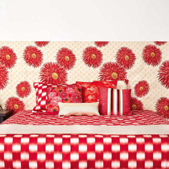 Maiko Hanabatake Cushion Multicolor/Red K3 design by Kenzo Takada
