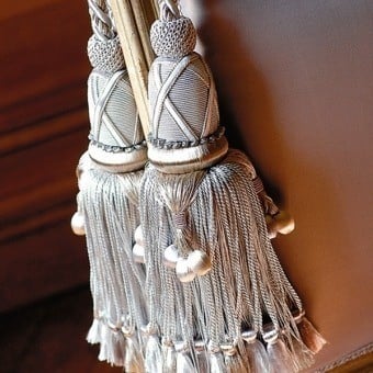 Les Marquises tassels tieback