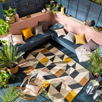 Nuevo Blush in-outdoor Rug