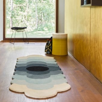 Optical flower Rug