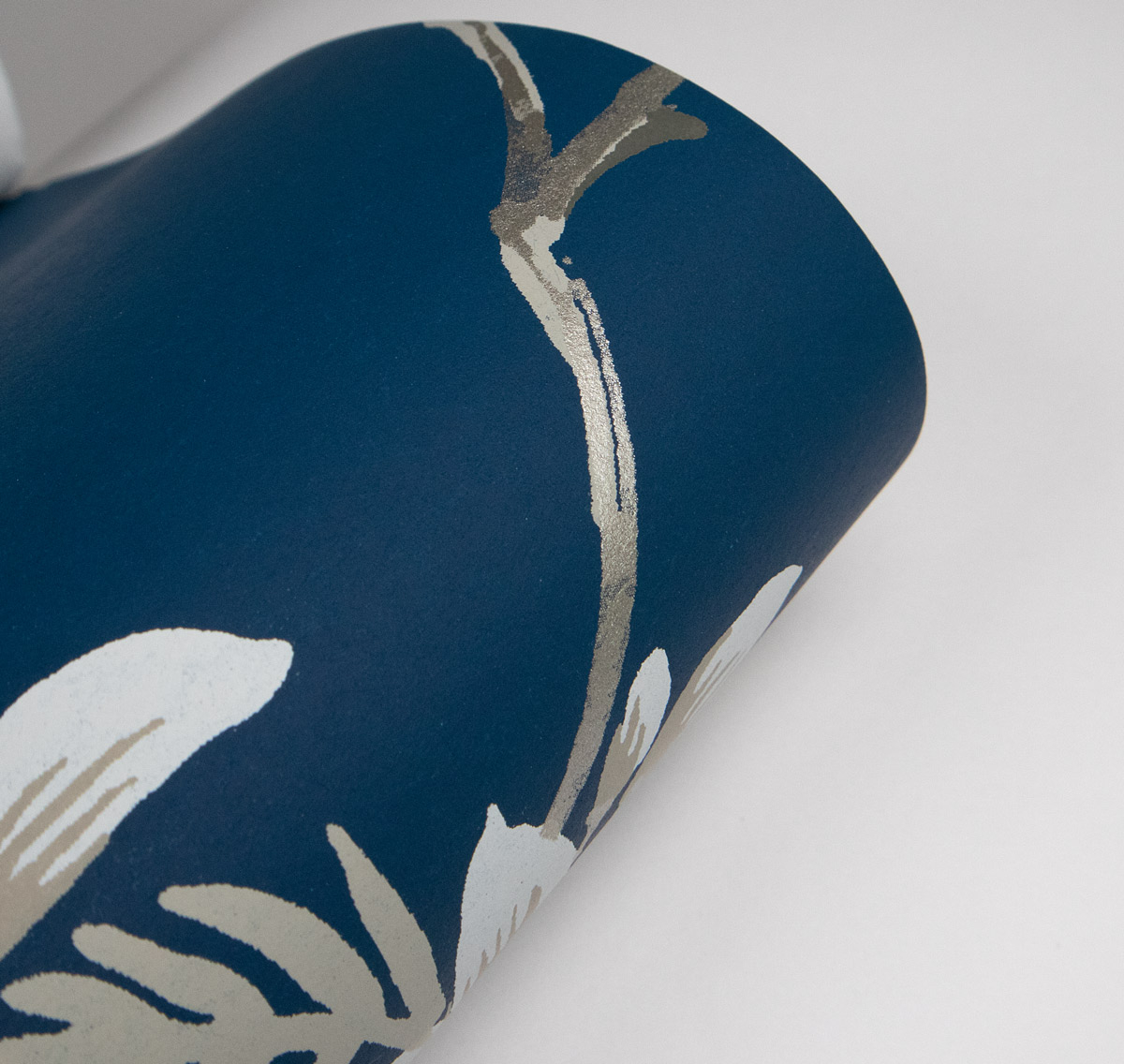 Bird And Blossom Chinoserie Wallpaper - York Wallcoverings