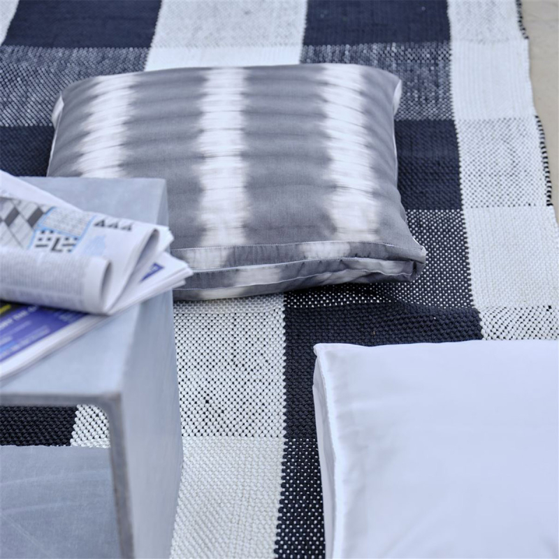 Alfombras Saliya Outdoor negro Designers Guild