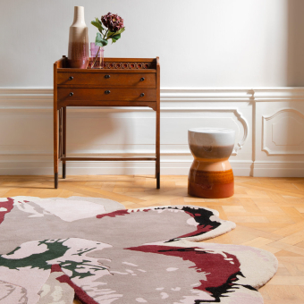 Shaped Magnolia Rug