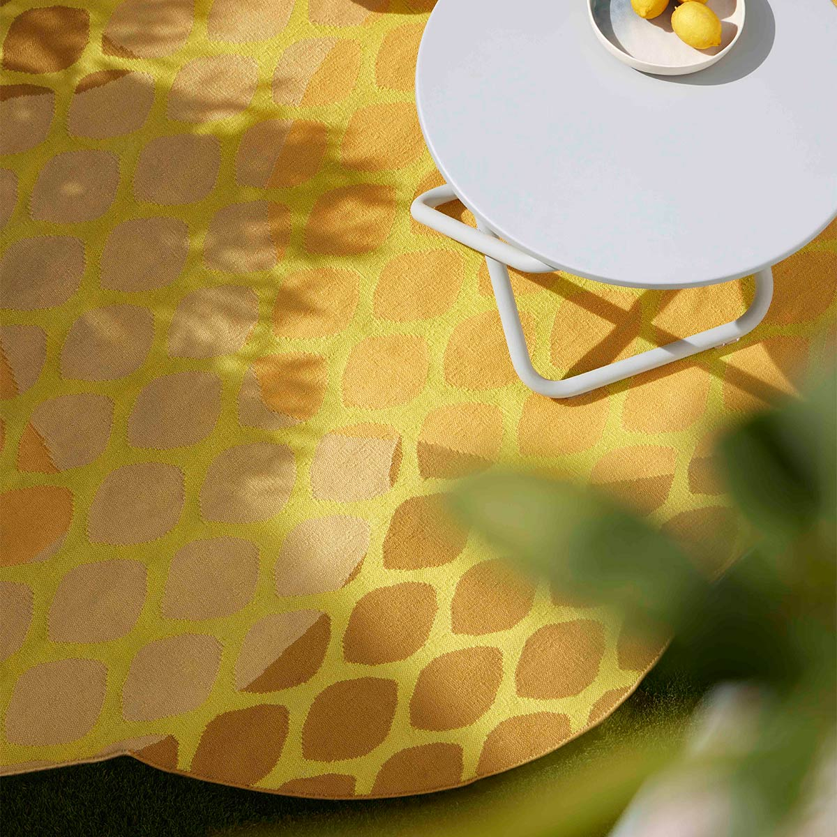 新品Tufted Jardin Rugタフテッド ジャーディンラグ61×91cm Tufted Jardin Rug | AnthroHome