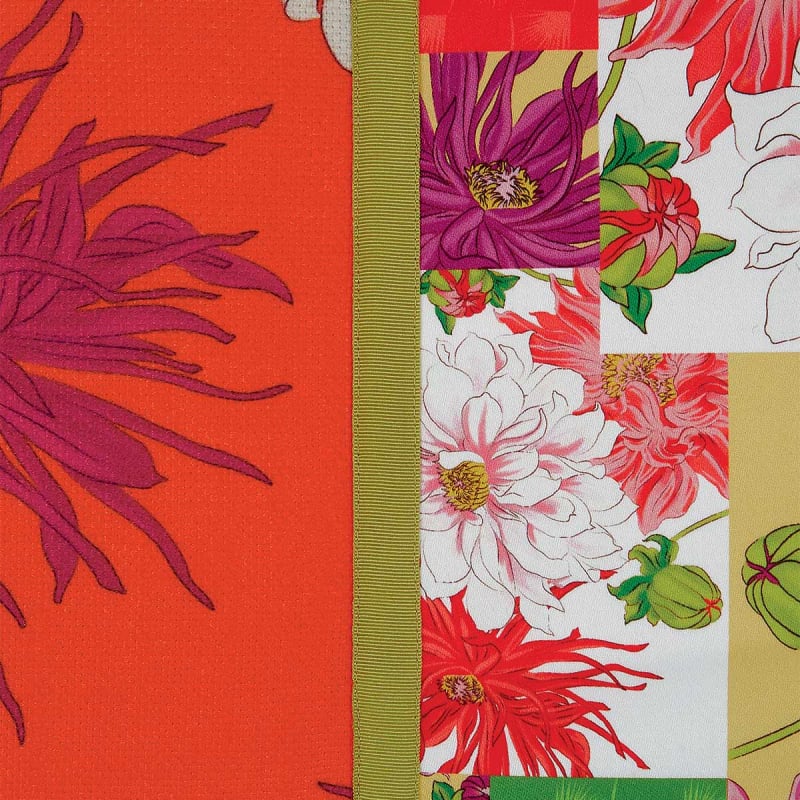 Kenzo Flower bucklos Le Cushion