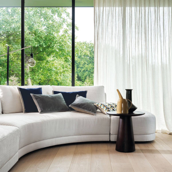 Manade Cushion