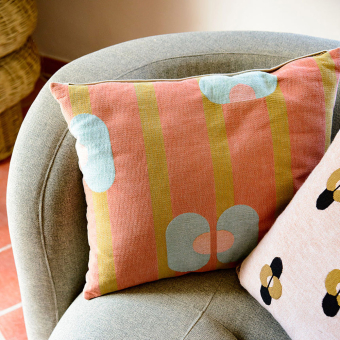 Poutou Cushion