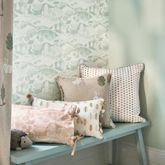 Coussin Far, Far Away