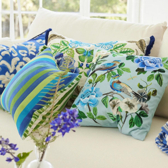 Miraflores cushion