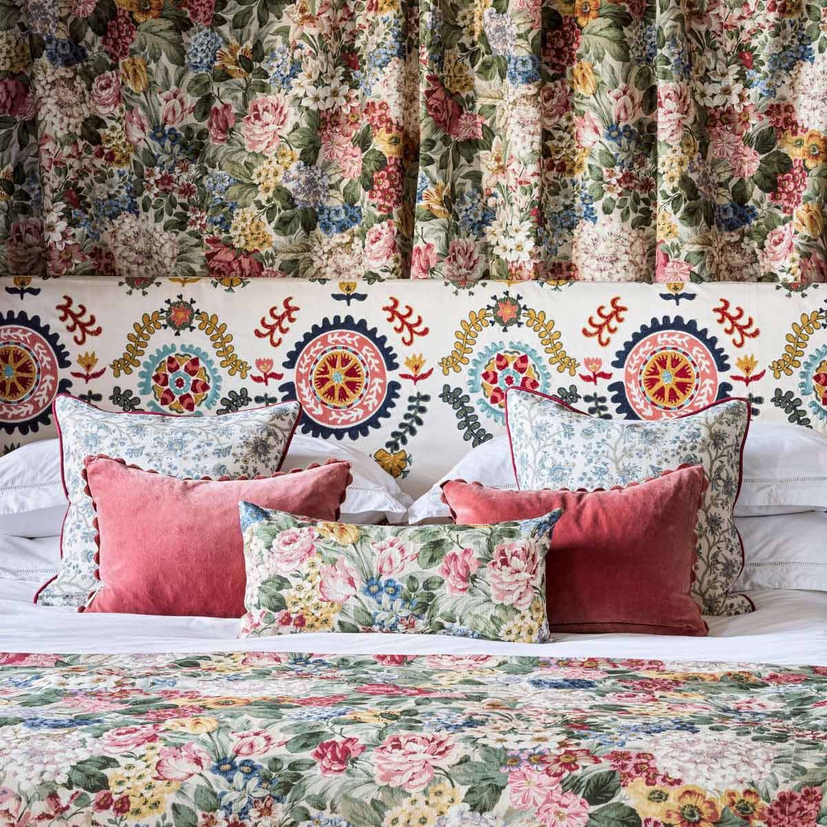 Hydrangea & Rose Fabric - Sanderson