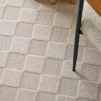 Manuela Rug