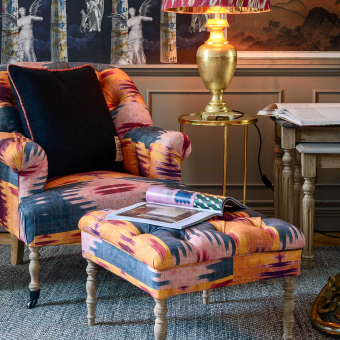 Patola Linen Seat