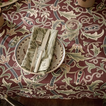 Scrolling Tulip Fabric