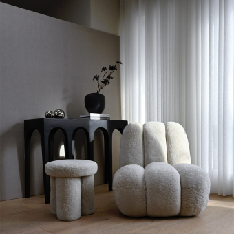 Pouf Big Foot Sheepskin