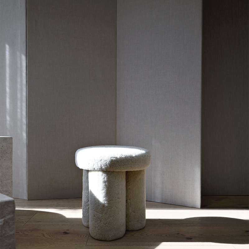 Big Foot Sheepskin Pouf 101 Copenhagen