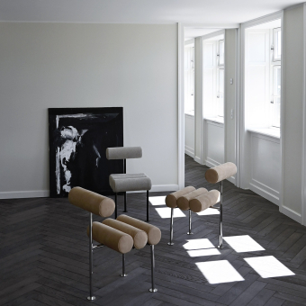 HiroNubuck Chair