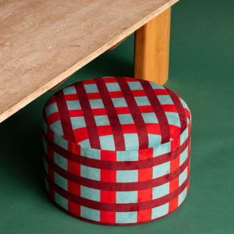 Roter und blauer Puff Room Service