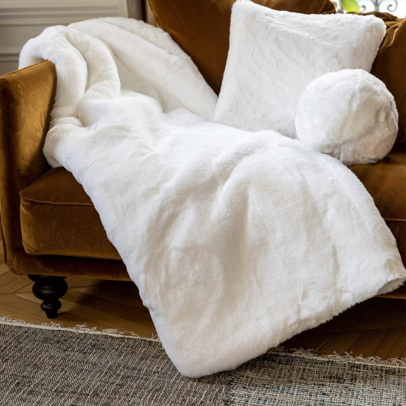 Snowball Medium Cushion Maison Prélonge