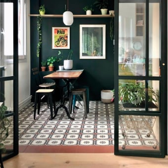 Plain Tozzetto Cabochon