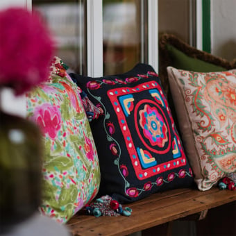 Coussin Carnival Embroidered
