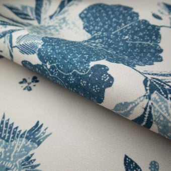 Tissu Elyria Floral Batik