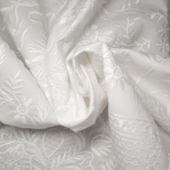 Tissu Williston Embroidery