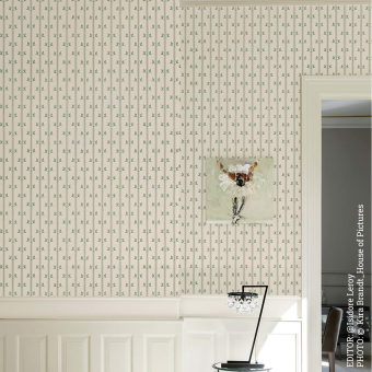 Aurele Stripe Wallpaper