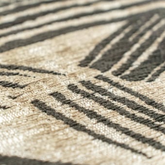 Kanji round in-outdoor rug