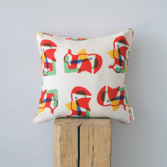 Tissu Multicolored Reclining Figure
