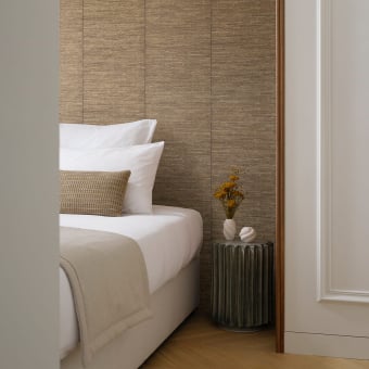 Selvage wall covering
