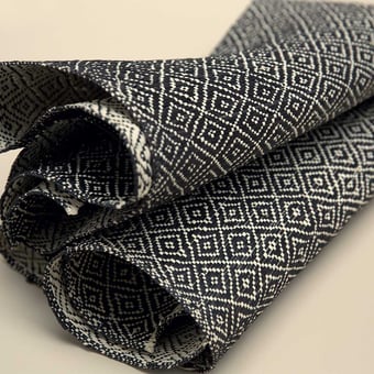 Tissu Raphia Losange Naturel/Noir CMO Paris