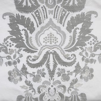 Versailles Embroidered Embroidered Fabric Blanc Nobilis