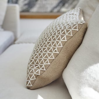 Cojín Raw Cojin Blue Gan Rugs