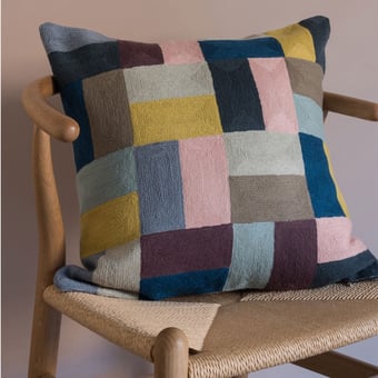 Pojagi carré Cushion Multi Niki Jones