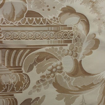 Taille Douce Silk Ivoire Tassinari et Chatel