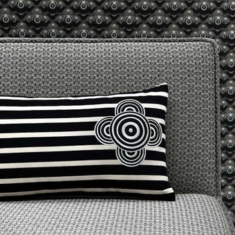 Perspective Cushion Noir/Ecru Jean Paul Gaultier