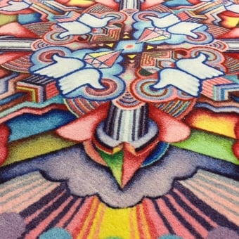 In Like We Trust Rug Rainbow MOOOI