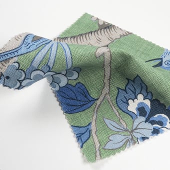 Tessuto Hydrangea Bird Archive Blue GP & J Baker