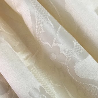 Tissu Damas Valencay Nacre Lelièvre