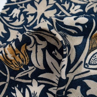 Tissu Snakeshead Pewter/Gold Morris and Co