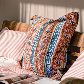Samothraki outdoor Cushion Blue. Red. White. Yellow Mindthegap