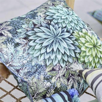 Cojín Madhya Azure Designers Guild