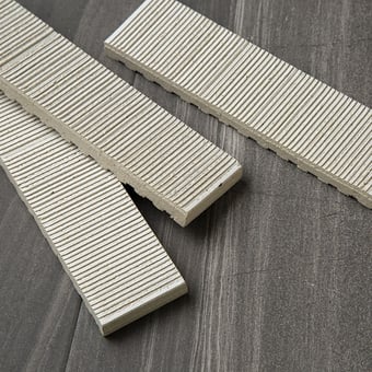 Carreau Hikkaki White Raven