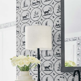 Dooley Wallpaper Black Thibaut