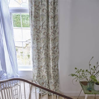 Tela Myrtle Damask Pistachio Designers Guild