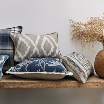 Chiya Jacquard Cushion Wild Rose Romo