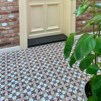 Carreau ciment Oda steel blue, limestone deer De Tegel